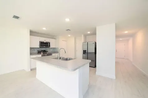 1381 SE Bayharbor Street Port Saint Lucie FL 34983
