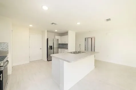 1381 SE Bayharbor Street Port Saint Lucie FL 34983