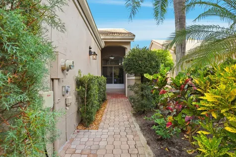 5405 Monterey Circle Delray Beach FL 33484