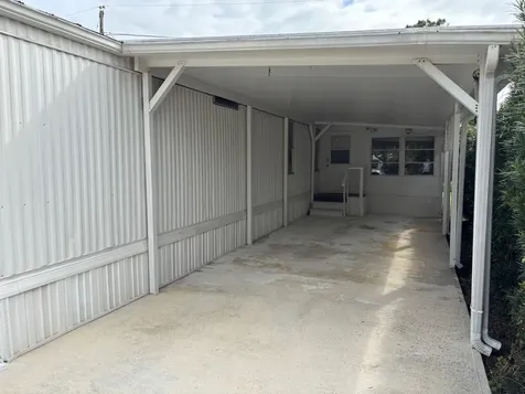 152 Ne 15th Terrace Stuart FL 34994