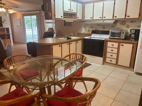 152 Ne 15th Terrace Stuart FL 34994