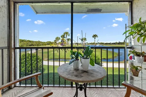 13369 Touchstone Place Palm Beach Gardens FL 33418