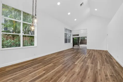 6623 Nw 25th Avenue Boca Raton FL 33496