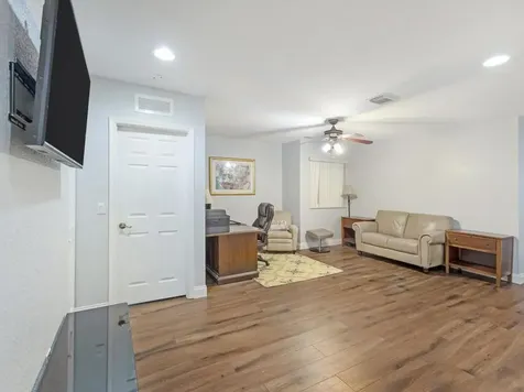 846 Gazetta Way West Palm Beach FL 33413