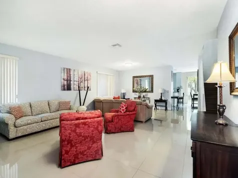 846 Gazetta Way West Palm Beach FL 33413