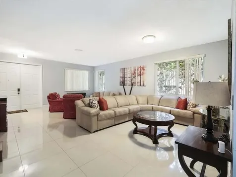 846 Gazetta Way West Palm Beach FL 33413