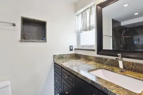 500 Ne 12th Avenue Hallandale Beach FL 33009