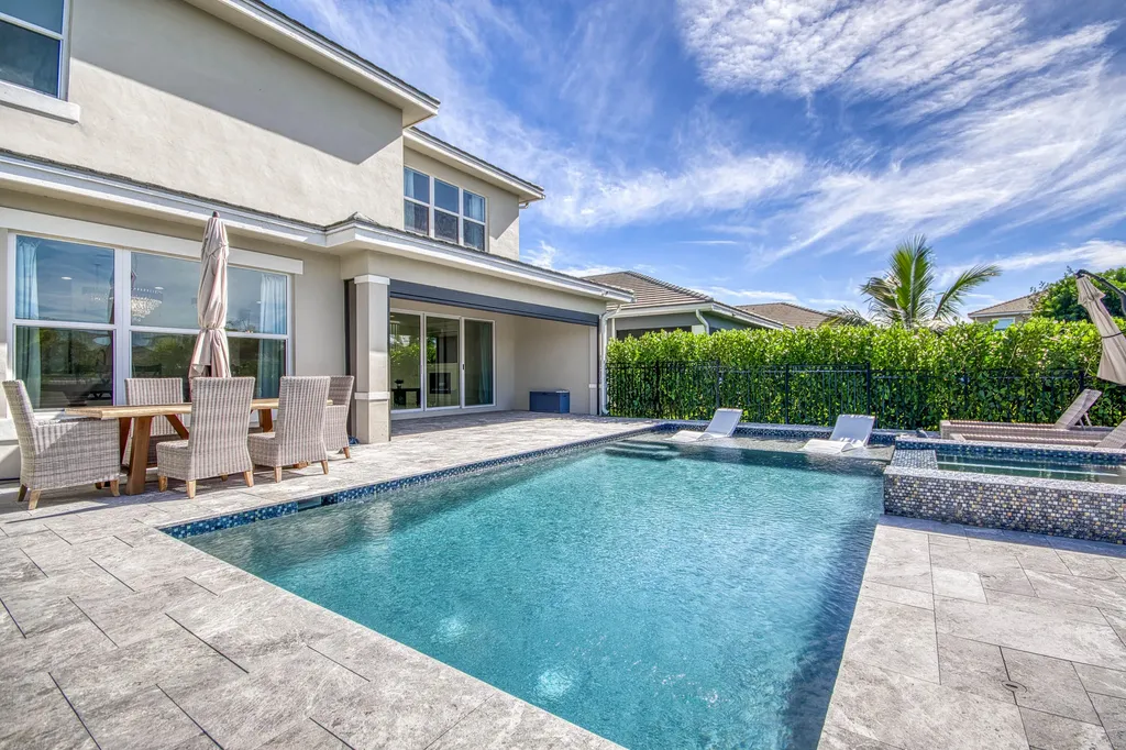1345 Bushel Creek Crossing Loxahatchee FL 33470
