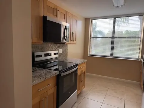 2455 Lindell Boulevard Delray Beach FL 33444