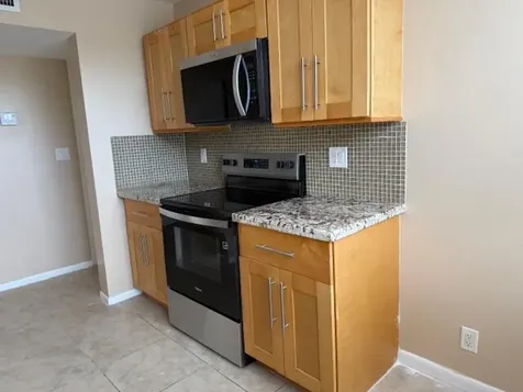 2455 Lindell Boulevard Delray Beach FL 33444