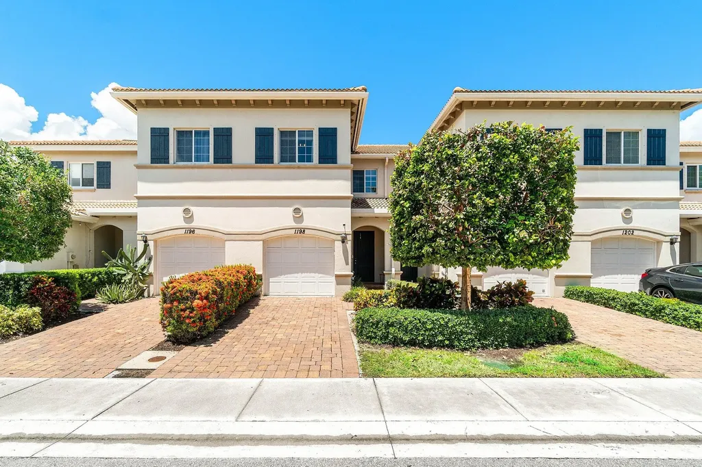 1198 Paisley Court Lake Worth Beach FL 33461