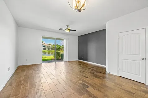 1198 Paisley Court Lake Worth Beach FL 33461