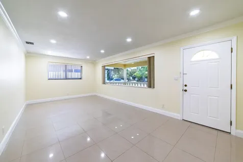 3730 Ne 13th Terrace Pompano Beach FL 33064