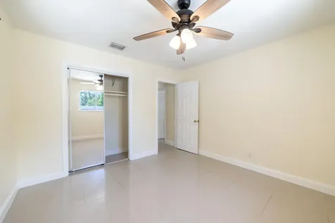 3730 Ne 13th Terrace Pompano Beach FL 33064