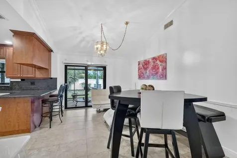 1236 Sw 75th Avenue North Lauderdale FL 33068