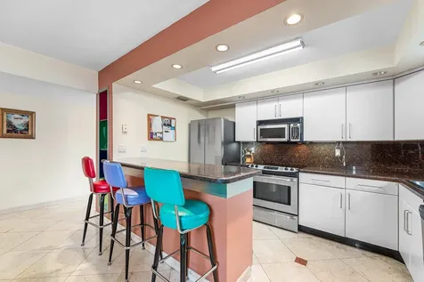 20200 W Country Club Drive Aventura FL 33180