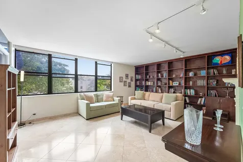 20200 W Country Club Drive Aventura FL 33180