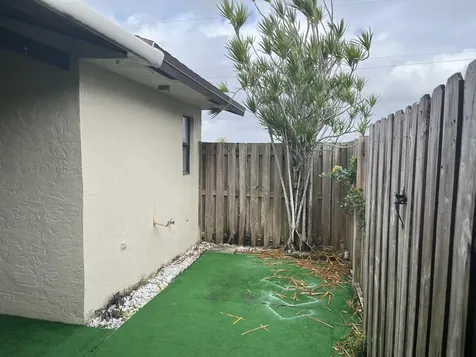 2103 Waterview Circle Palm Springs FL 33461