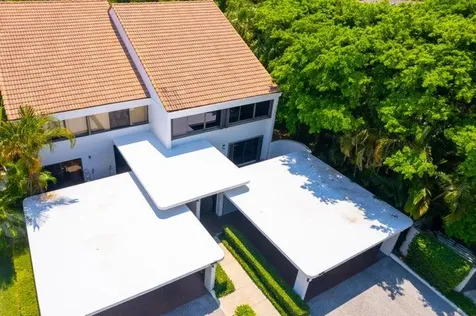 2517 Presidential Way West Palm Beach FL 33401