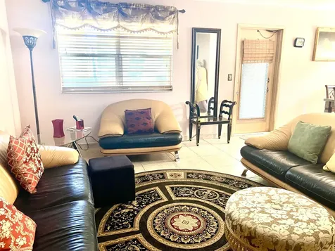 64 Flanders B Delray Beach FL 33484