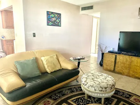 64 Flanders B Delray Beach FL 33484