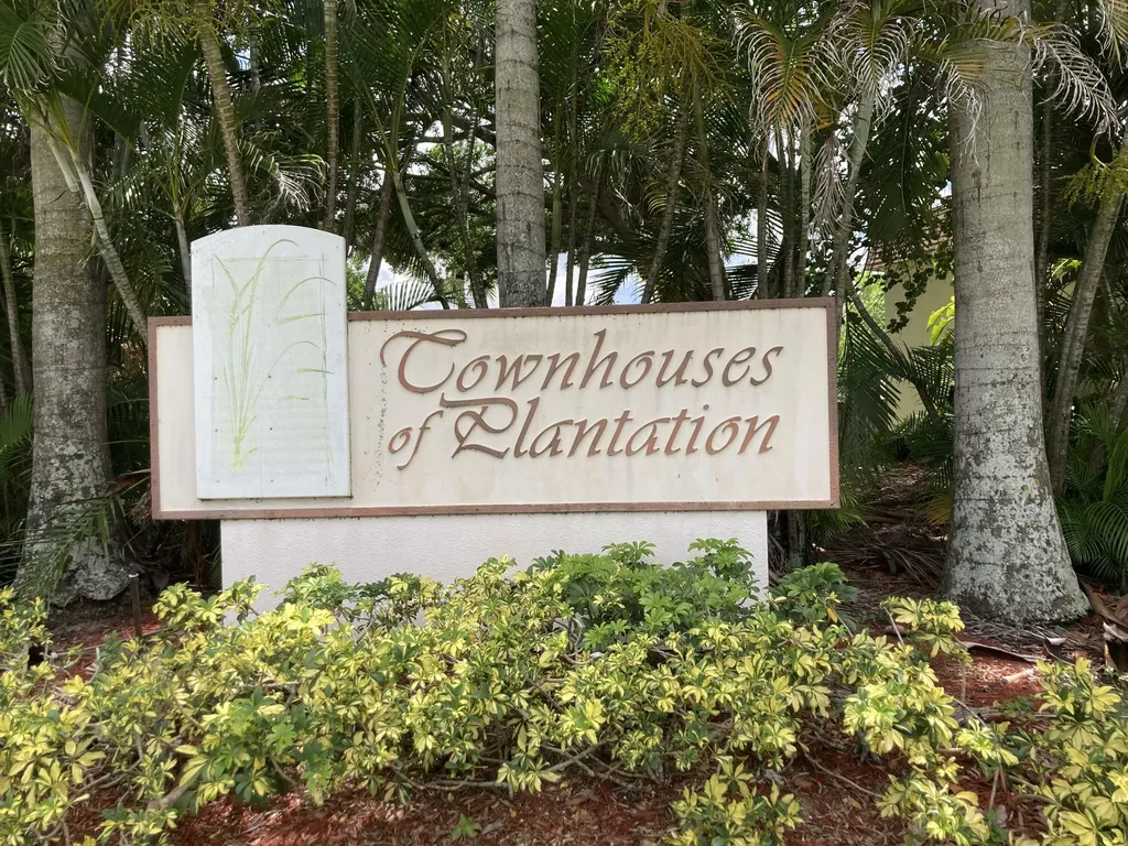 801 Nw 46th Avenue Plantation FL 33317
