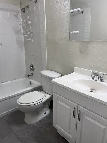 801 Nw 46th Avenue Plantation FL 33317