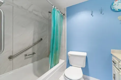 2460 Sw 22nd Avenue Delray Beach FL 33445