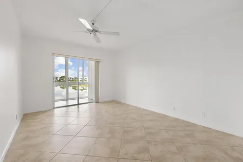 306 Wellington West Palm Beach FL 33417