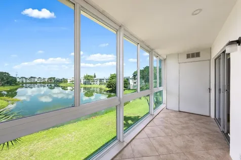 306 Wellington West Palm Beach FL 33417