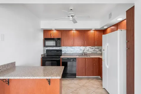 306 Wellington West Palm Beach FL 33417