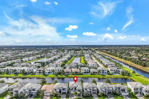 17059 Rainbow Falls Trail Boca Raton FL 33496