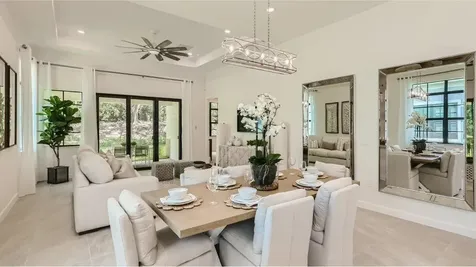 488 Se Fascino Circle Port Saint Lucie FL 34984