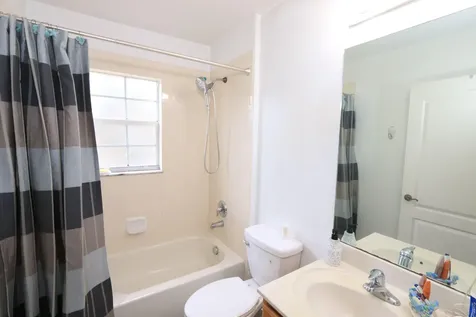 2156 Se Fern Park Drive Port Saint Lucie FL 34952