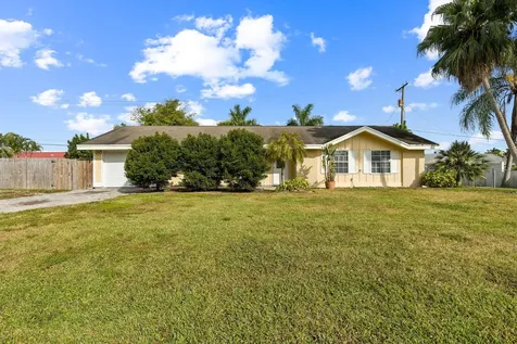 9199 Lantern Drive Lake Worth FL 33467