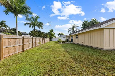 9199 Lantern Drive Lake Worth FL 33467