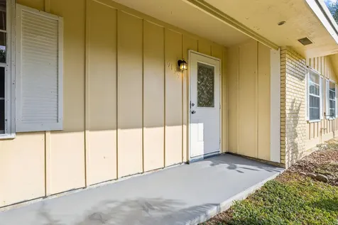 9199 Lantern Drive Lake Worth FL 33467