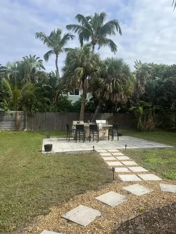462 Granada Street Fort Pierce FL 34949
