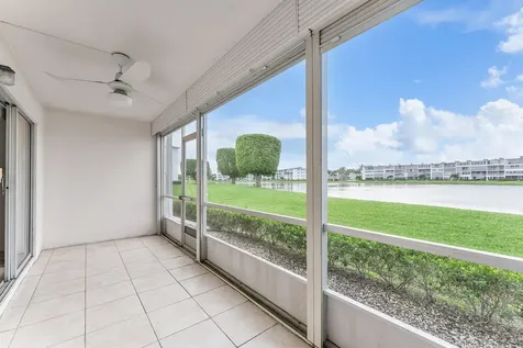 1071 Guildford D Boca Raton FL 33434