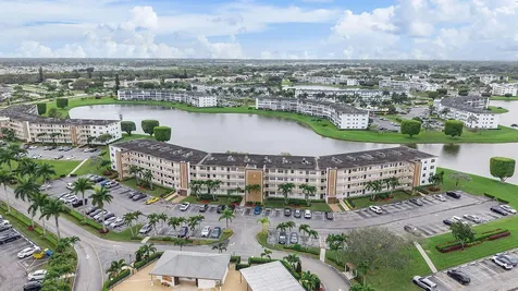 1071 Guildford D Boca Raton FL 33434