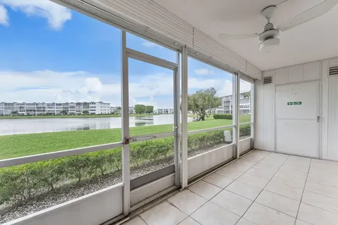 1071 Guildford D Boca Raton FL 33434