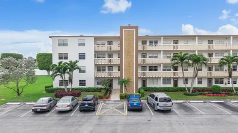 1071 Guildford D Boca Raton FL 33434