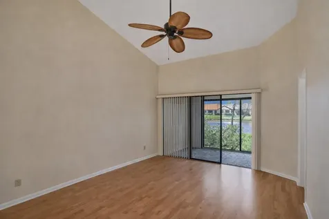 8447 Mooring Circle Boynton Beach FL 33472