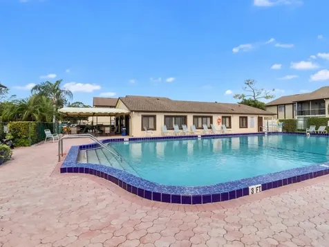 5861 La Paseos Drive Greenacres FL 33463