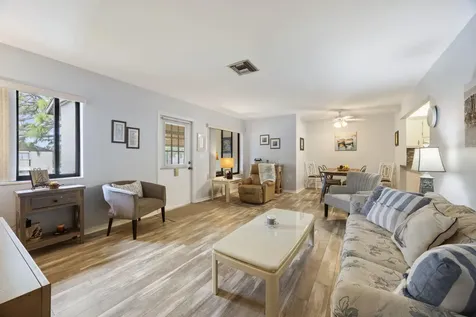 5861 La Paseos Drive Greenacres FL 33463