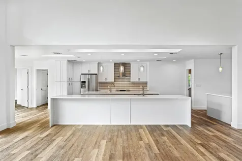 533 E Alexander Palm Road Boca Raton FL 33432