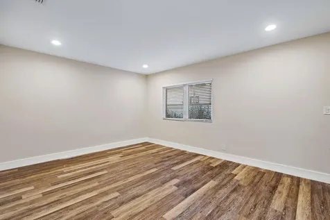 533 E Alexander Palm Road Boca Raton FL 33432
