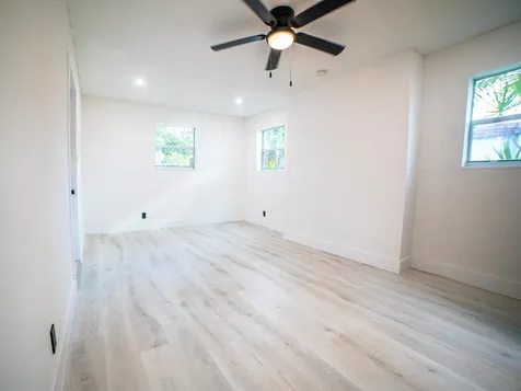 412 Columbus Parkway Hollywood FL 33021