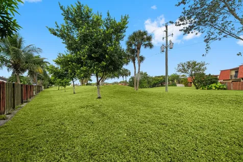 8374 Dynasty Drive Boca Raton FL 33433