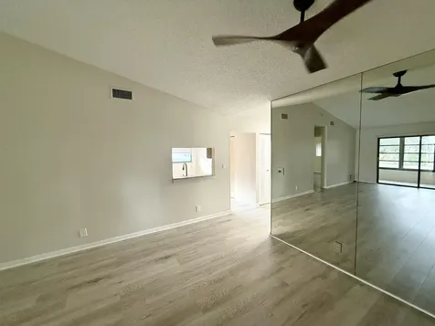15401 Pembridge Avenue Delray Beach FL 33484